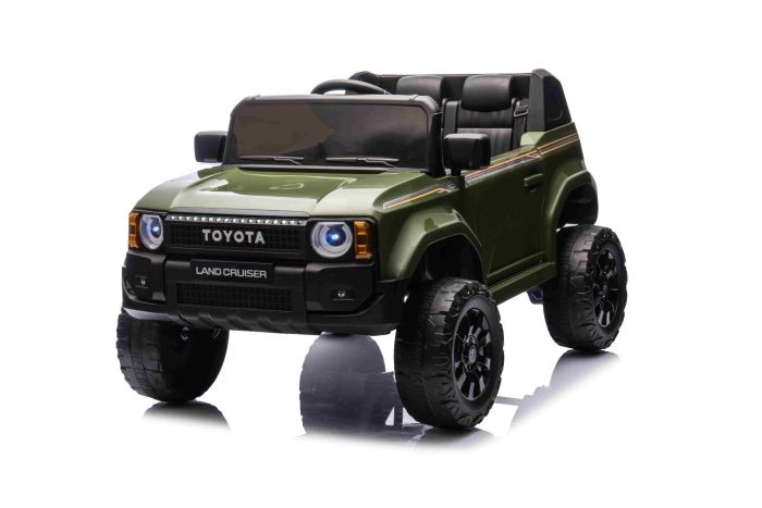 Elektrické autíčko Toyota Landcruiser 12V, vojenské zelené, široké jednomiestne sedadlo, 2,4 GHz diaľkové ovládanie, USB / AUX Vstup, Bluetooth, Odpruženie, Lítiová batéria, LED svetlá, 2 X 25W Motor, ORIGINÁL licencia